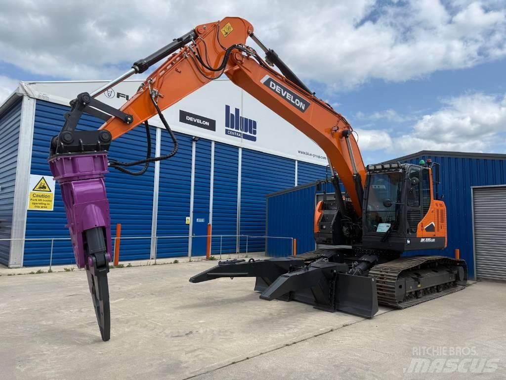 Develon DX 235 LCR-7 Bageri guseničari