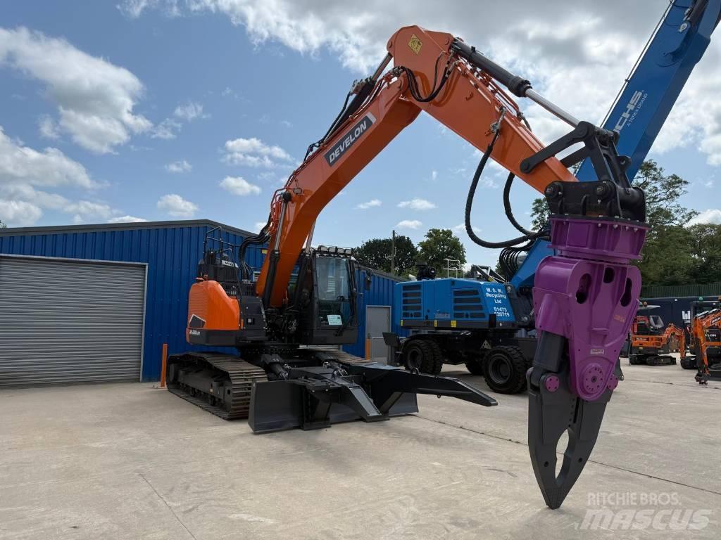 Develon DX 235 LCR-7 Bageri guseničari