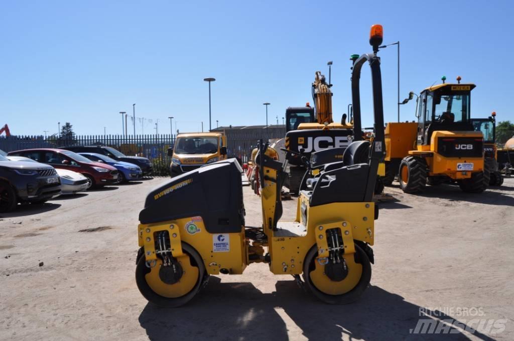 Bomag BW 100 AD M-5 Valjci sa duplim bubnjem