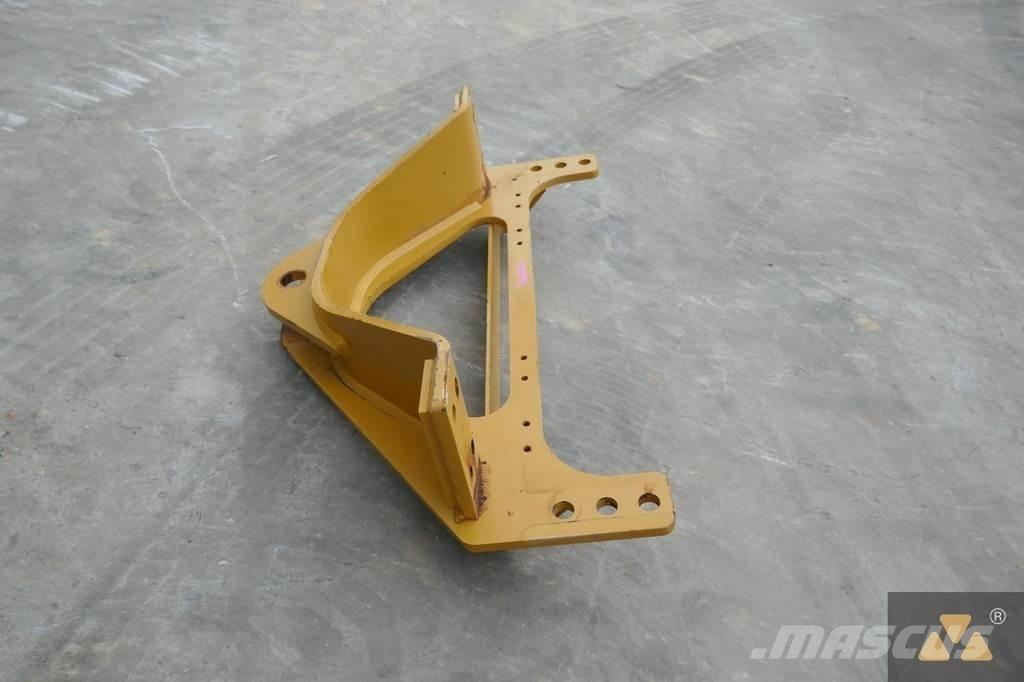 CAT 140M3 Drawbar Ostale kargo komponente