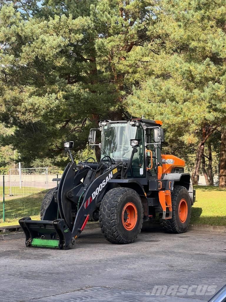 Doosan DL 220-7 Utovarivači na točkove