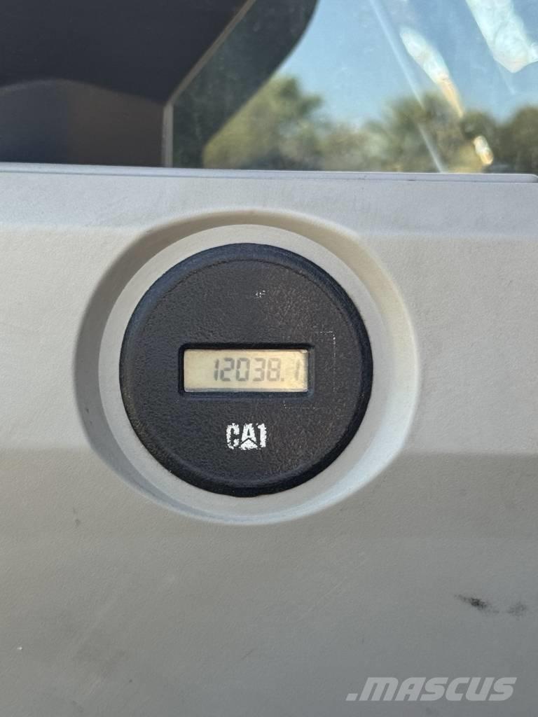 CAT 324 EL Bageri guseničari