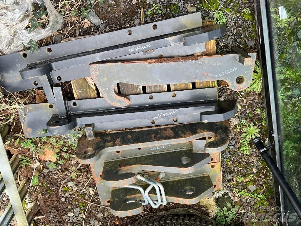 Fendt PICK UP HITCH Ostala dodatna oprema za traktore