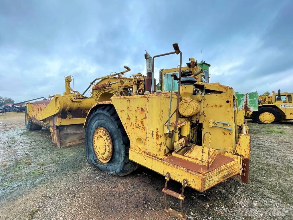 CAT 631 D Kamioni za vodu