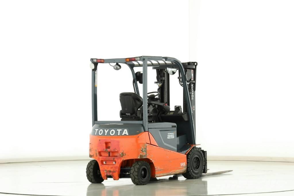 Toyota 8 FBMT 25 Električni viljuškari