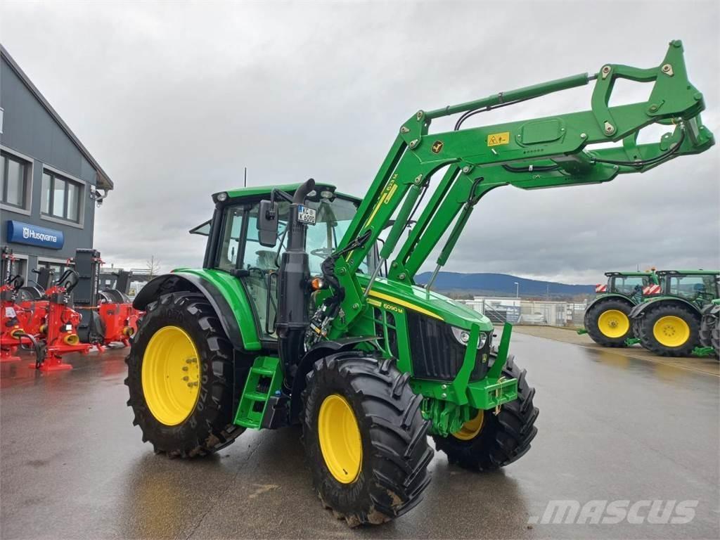 John Deere 6090M Traktori