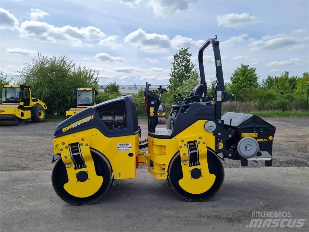Bomag BW 138 AD-5 Valjci sa duplim bubnjem