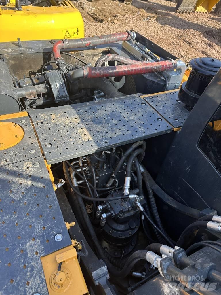 Hyundai Robex 215 Bageri guseničari