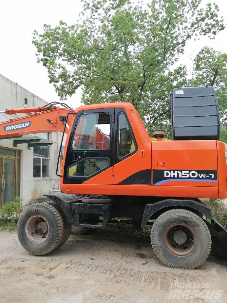 Doosan DH 150 W-7 Bageri guseničari