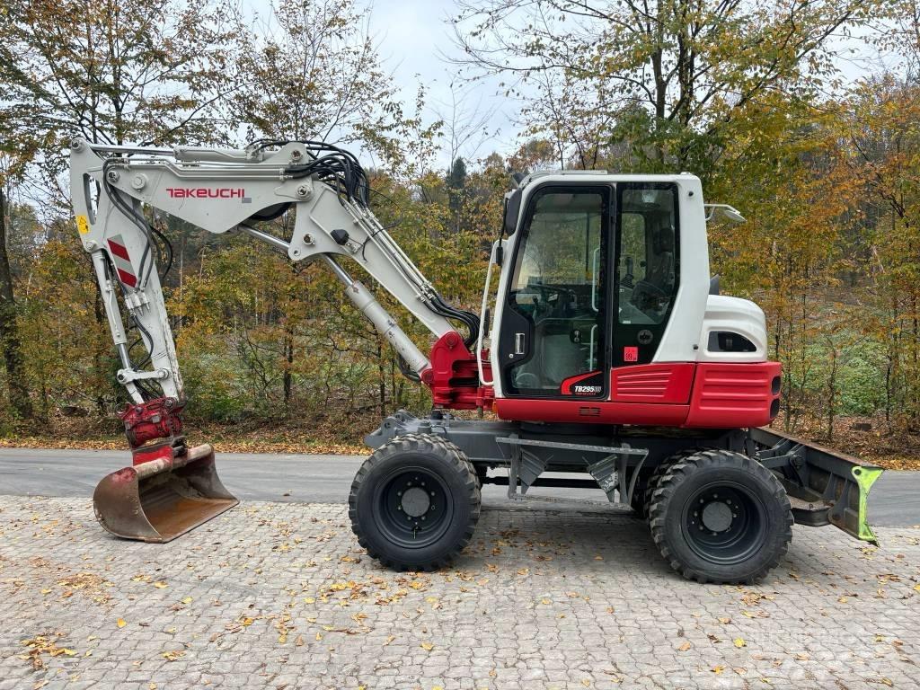 Takeuchi TB 295 W Bageri točkaši