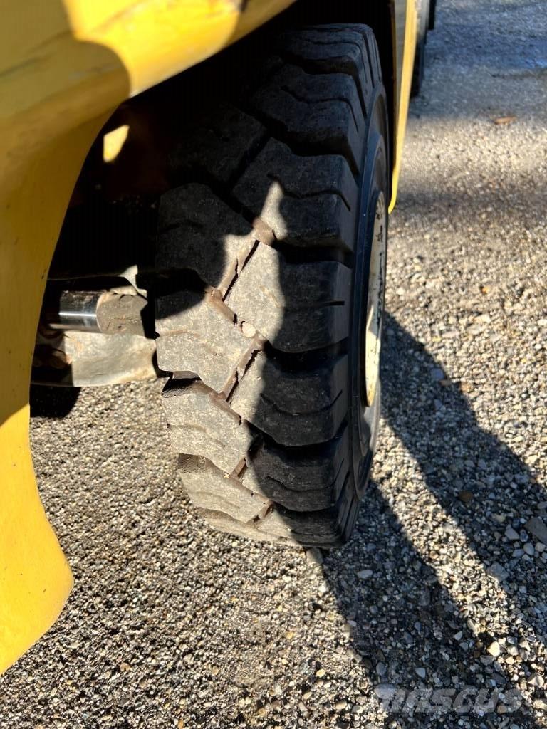 Yale GLP 030 VX Plinski viljuškari