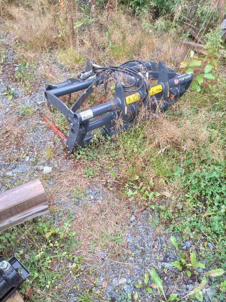 Norcar 755 Višenamenski utovarivači