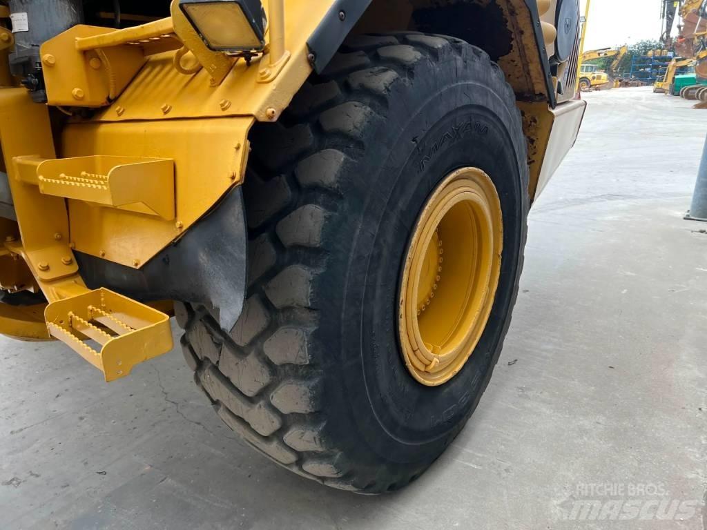 Volvo A25D Zglobni damperi