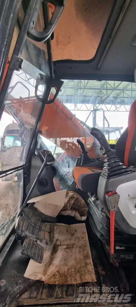 Doosan DX140LC-5 Bageri guseničari