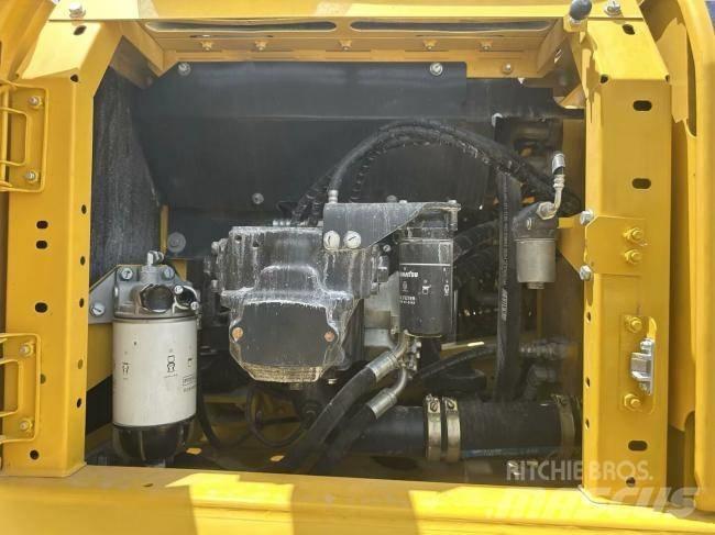 Komatsu PC 240-8 Bageri guseničari
