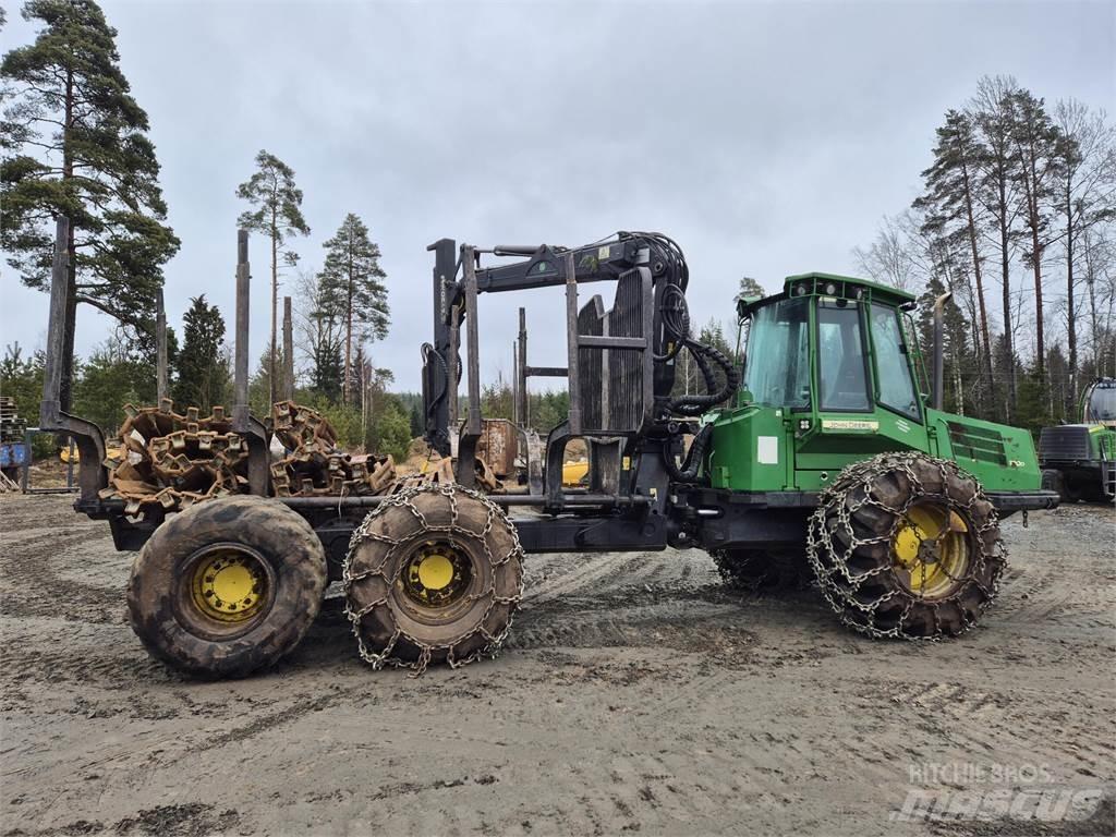 John Deere 1110D Forvarderi