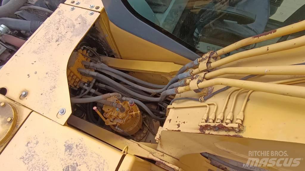 Komatsu PC 160 LC-7 Bageri guseničari