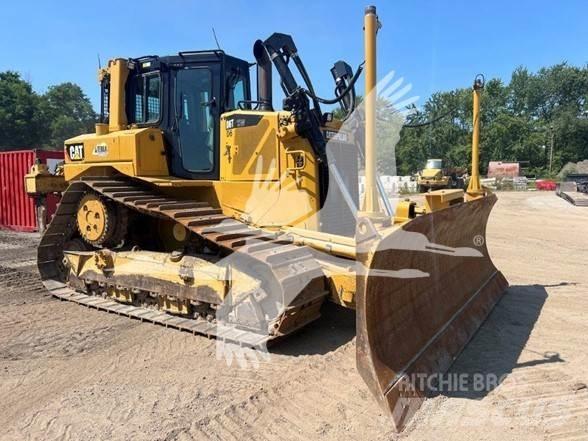 CAT D6T XW Buldožeri guseničari