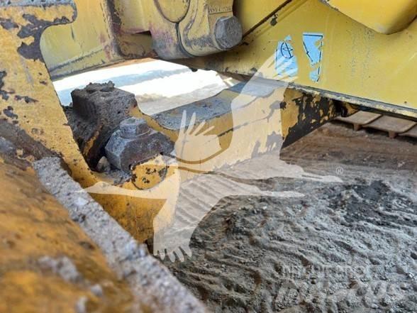 CAT D6T XW Buldožeri guseničari