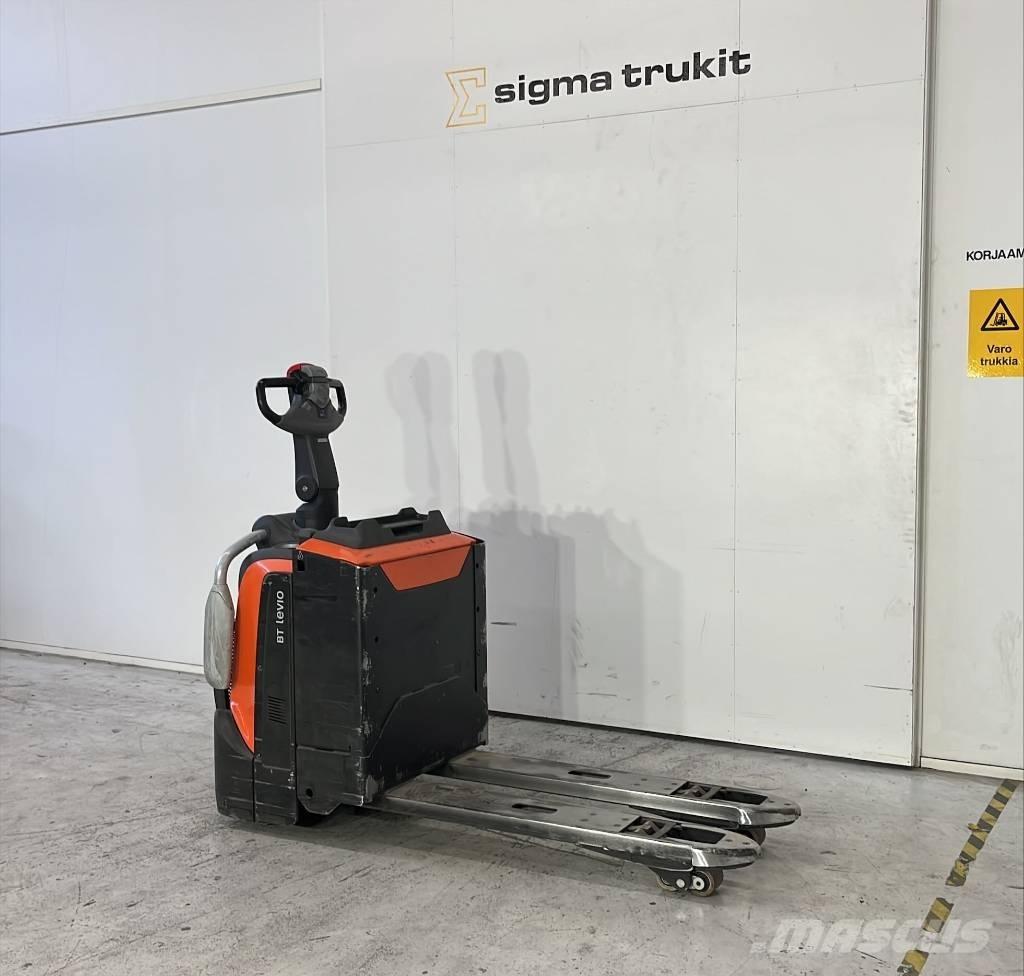 Toyota BT LPE 200 Nisko podizni električni viljuškar sa stajalištom