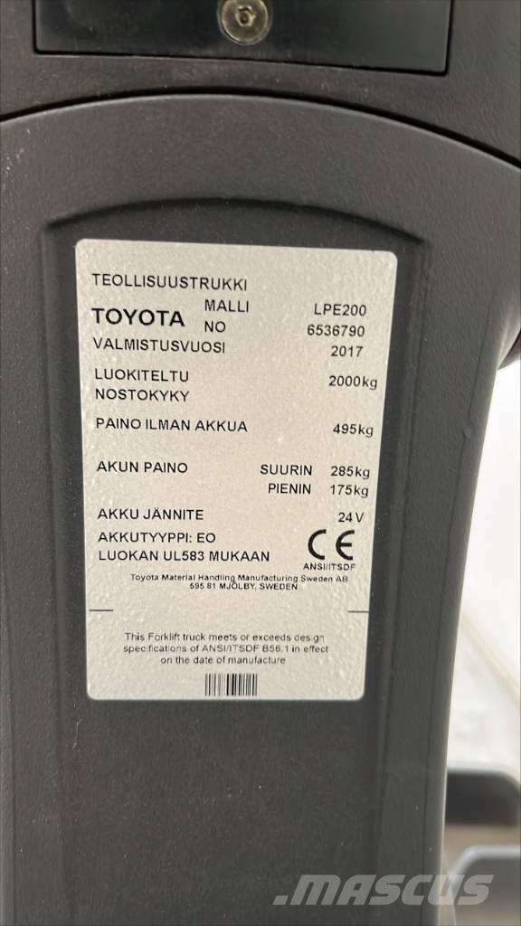 Toyota BT LPE 200 Nisko podizni električni viljuškar sa stajalištom