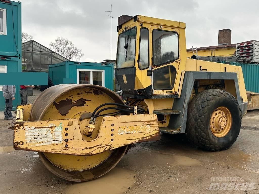 Bomag BW 213 D Valjci sa jednim bubnjem