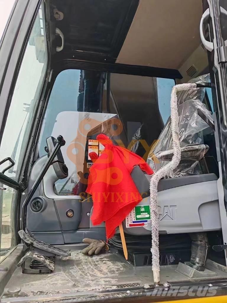 CAT 330D Bageri guseničari