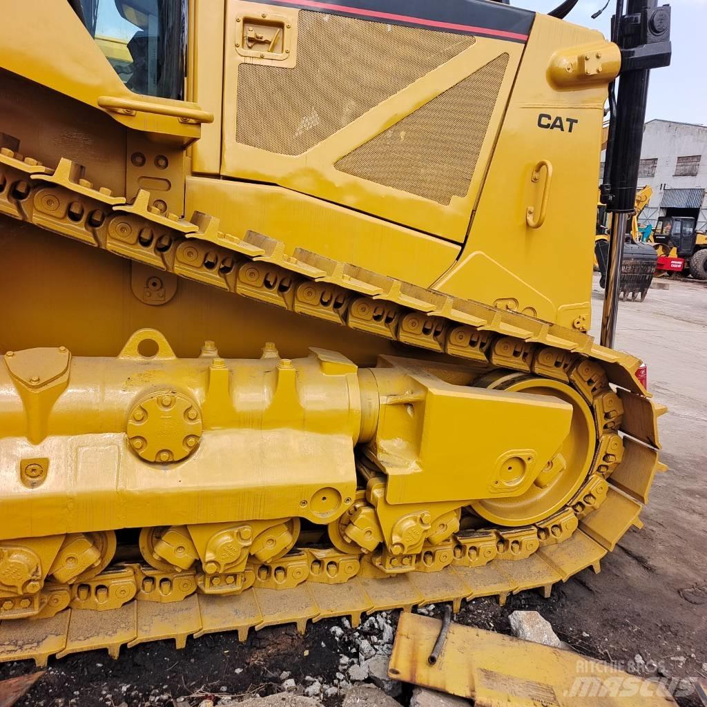 CAT D 8 T Buldožeri guseničari