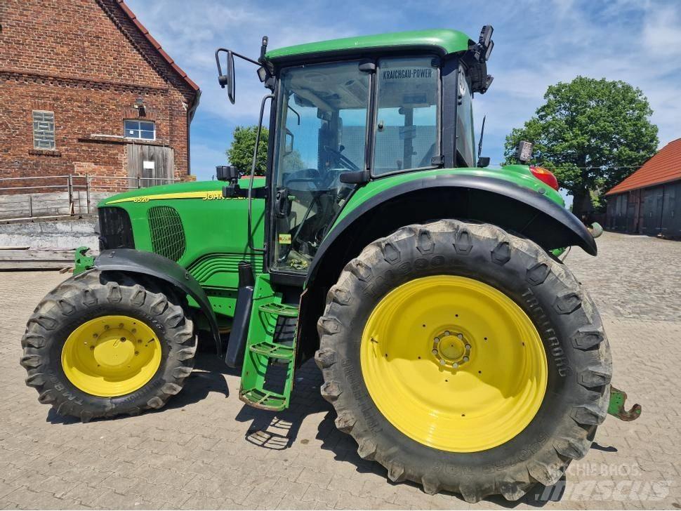 John Deere 6520 Traktori