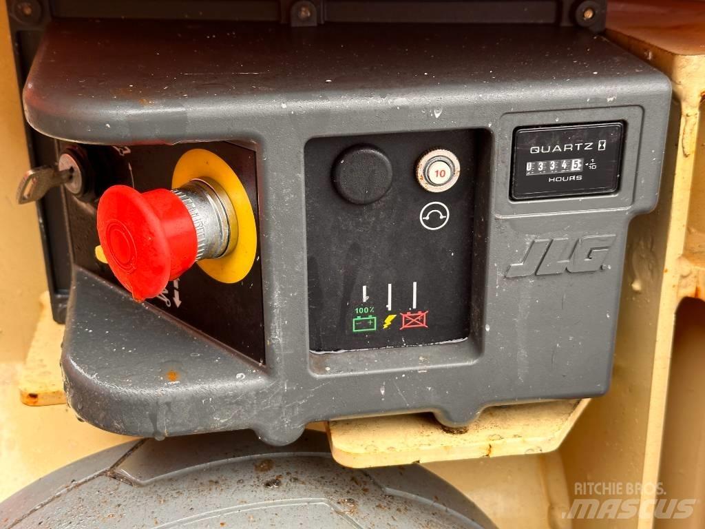 JLG 1230 ES Makazaste platforme
