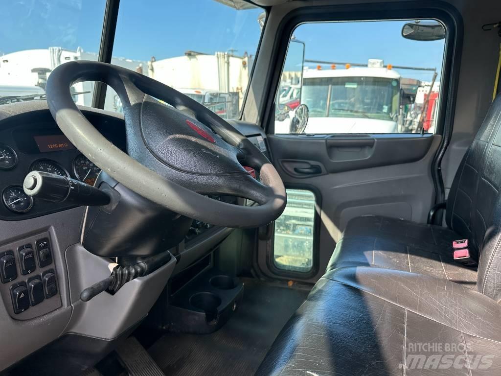 Peterbilt 348 Kamioni za otpad