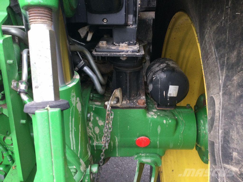 John Deere 6145R Traktori