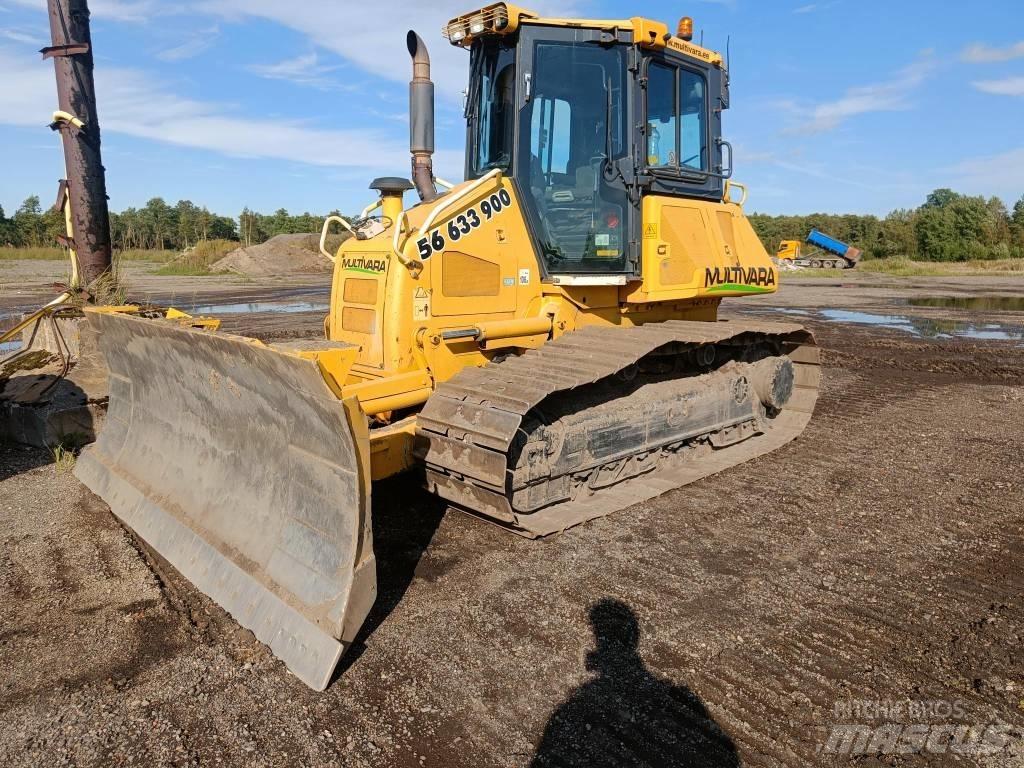 Komatsu D51PX-22 Buldožeri guseničari