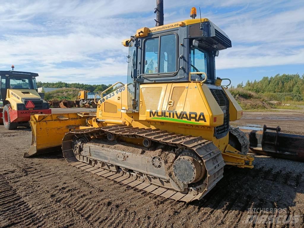 Komatsu D51PX-22 Buldožeri guseničari
