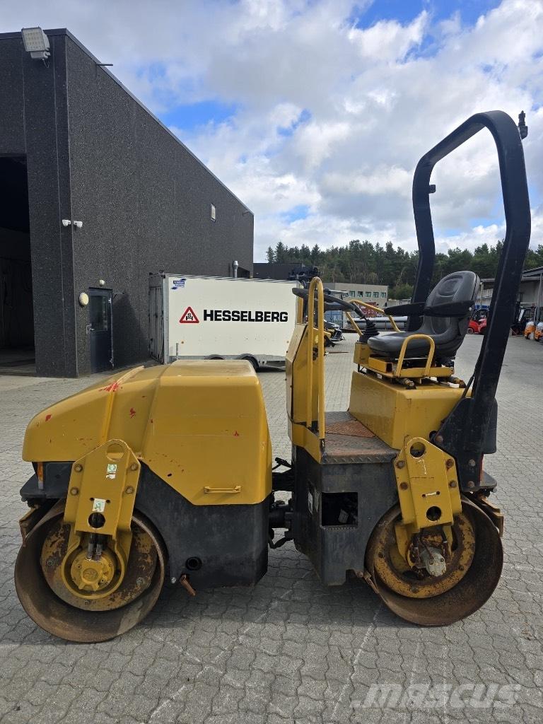 CAT CB 214 D Valjci sa duplim bubnjem