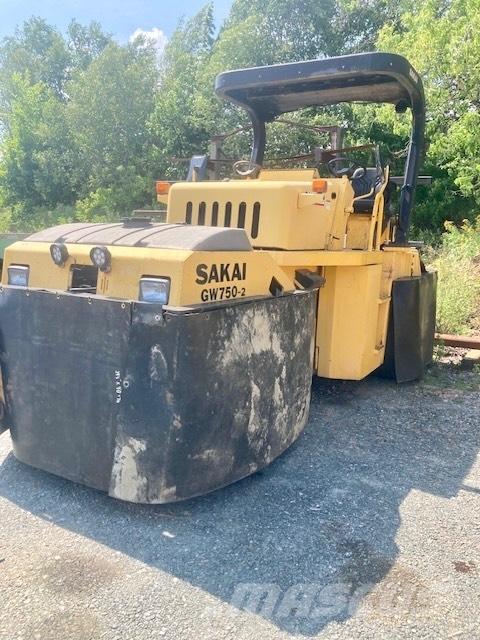 Sakai GW 750-2 Asfaltni finišeri