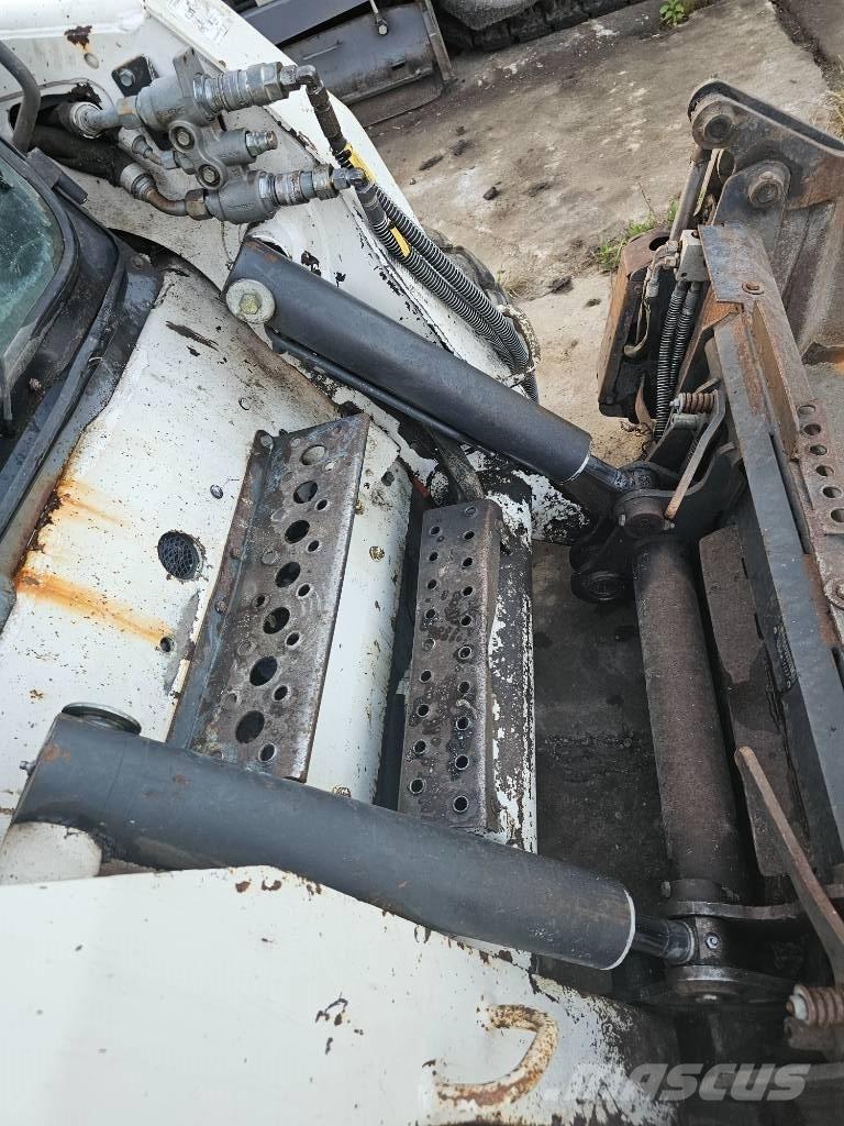 Bobcat S 250 Utovarivači na točkove