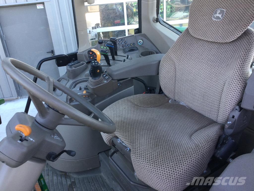 John Deere 6110M Traktori