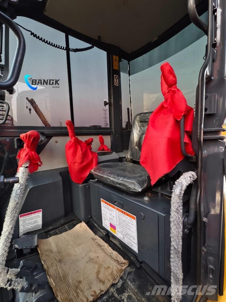 Komatsu PC 30MR Mini bageri < 7t