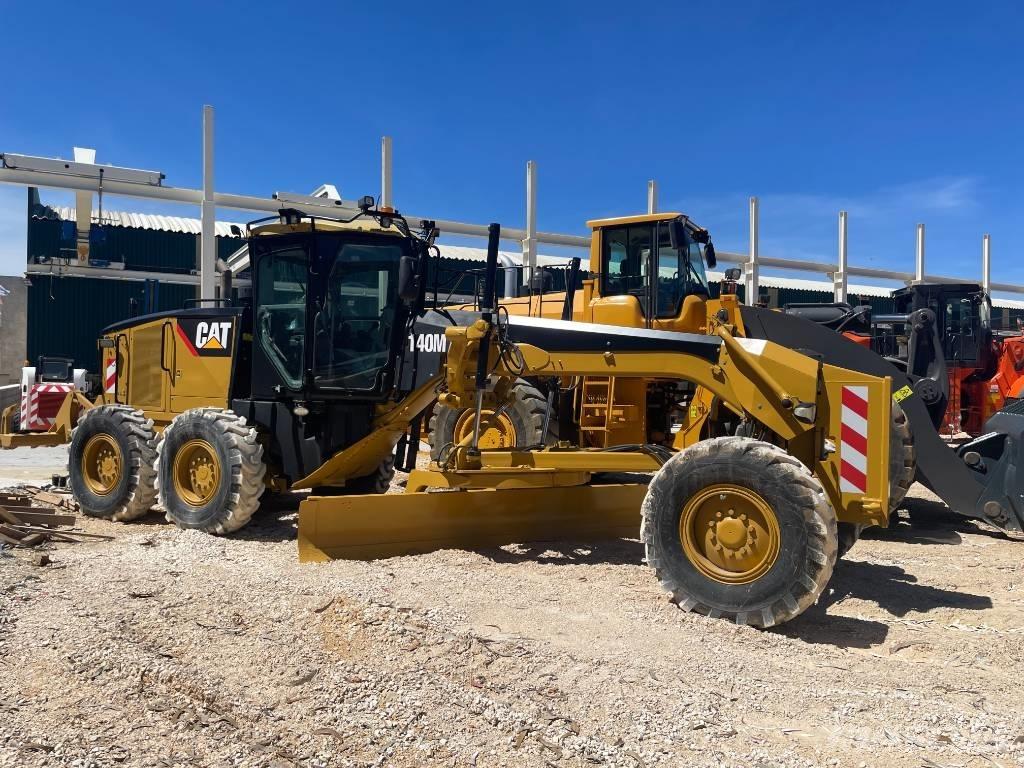 CAT 140 M Grejderi