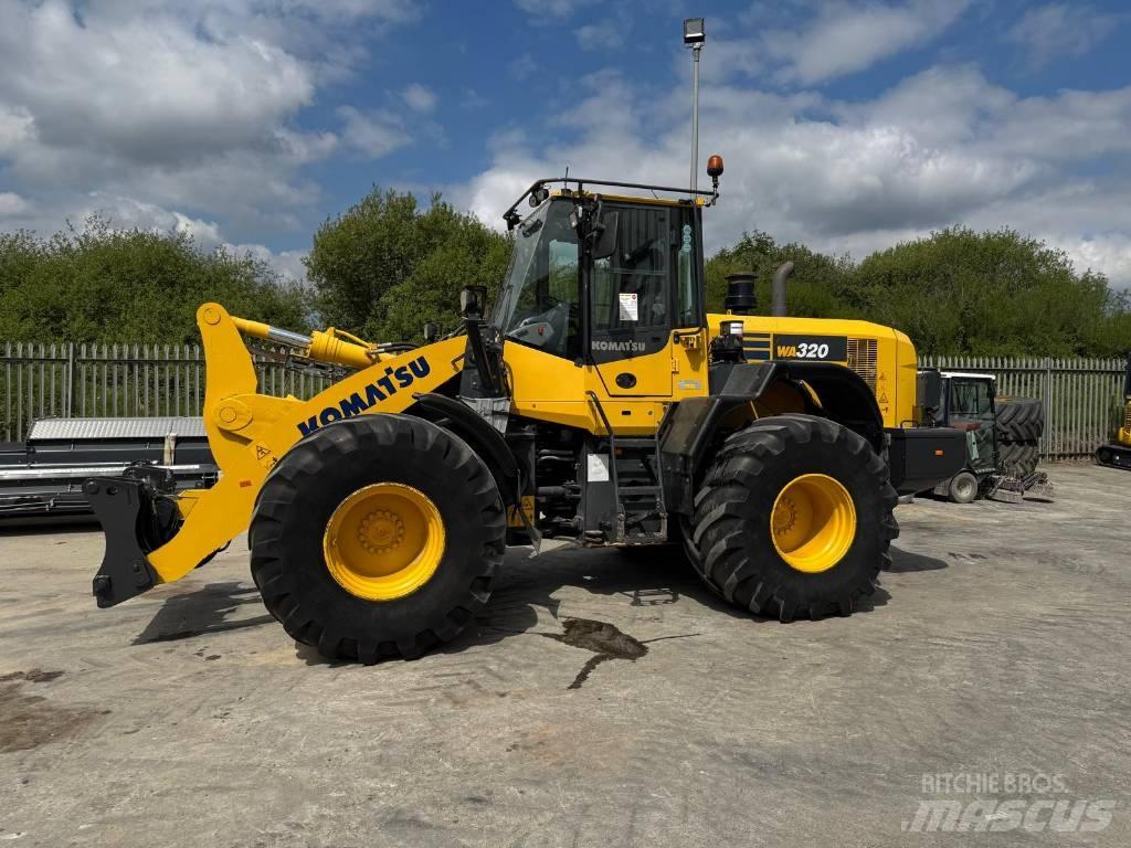 Komatsu WA320-7 Utovarivači na točkove