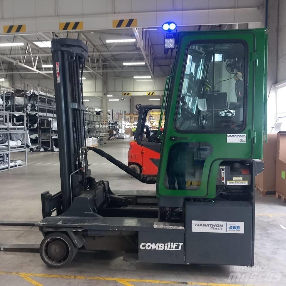 Combilift C 4000 E Viljuškari sa 4-stranskim dohvatom