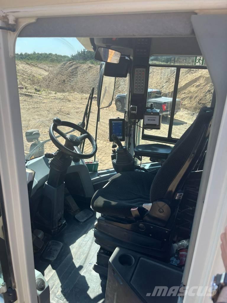 Liebherr L 576 Utovarivači na točkove