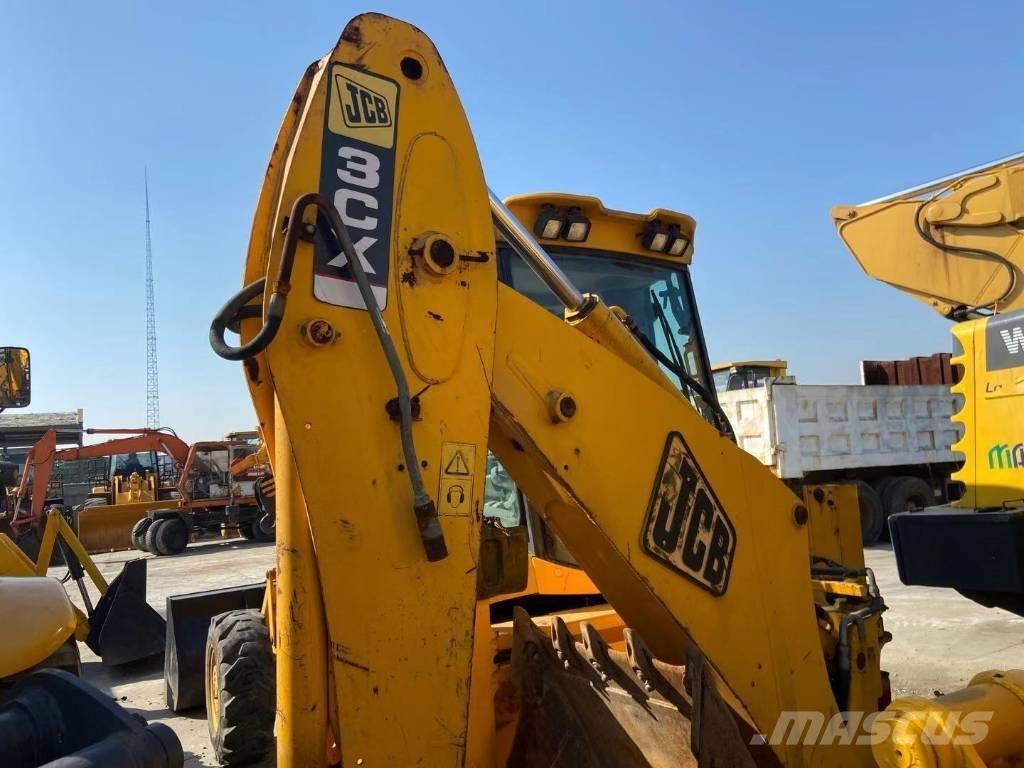 JCB 3 CX Rovokopači