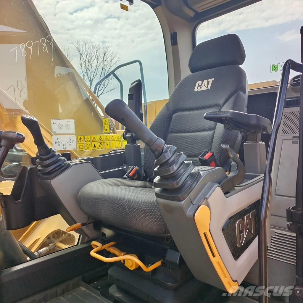 CAT 320  GC Bageri guseničari