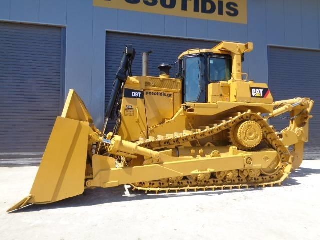 CAT D 9 T Buldožeri guseničari