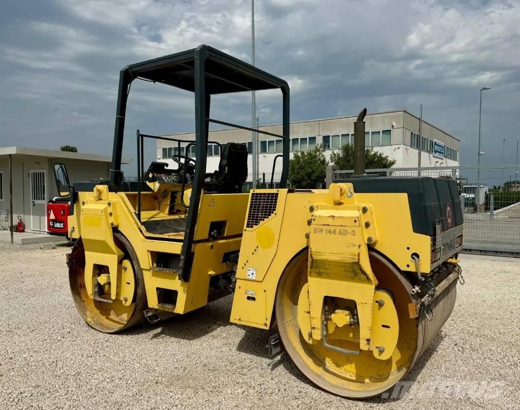 Bomag BW 144 AD-2 Valjci sa duplim bubnjem