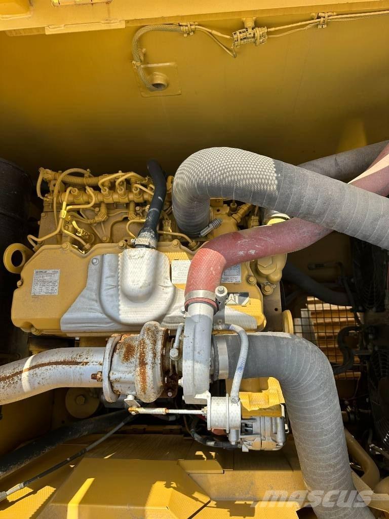 CAT CAT320GC Midi bageri 7t – 12t