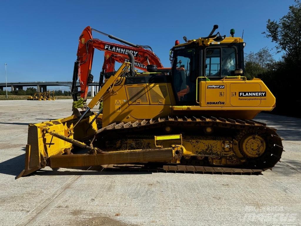 Komatsu D 65 PXi Buldožeri guseničari