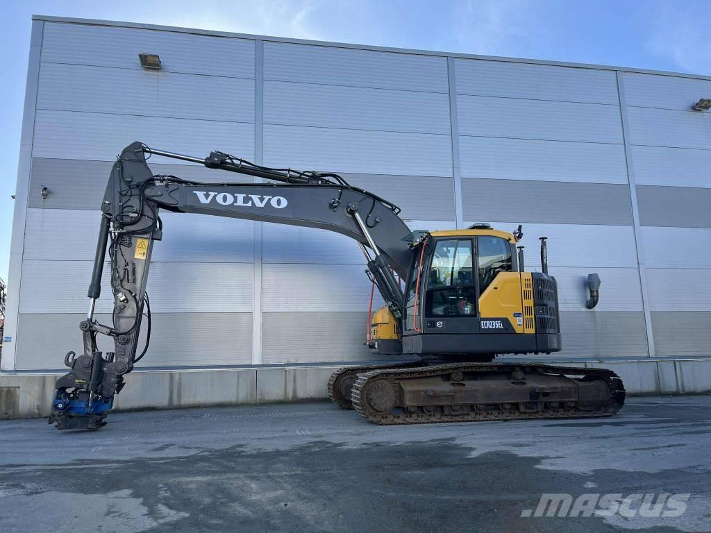 Volvo ECR235EL Bageri guseničari